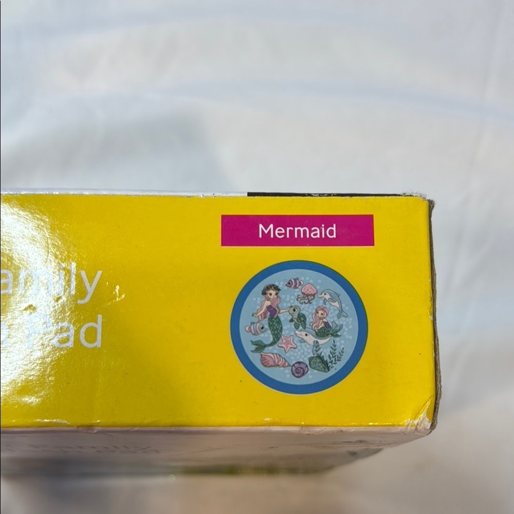 Crane 68" Family Splash Pad, Beach, New in Box - Picture 6 of 7